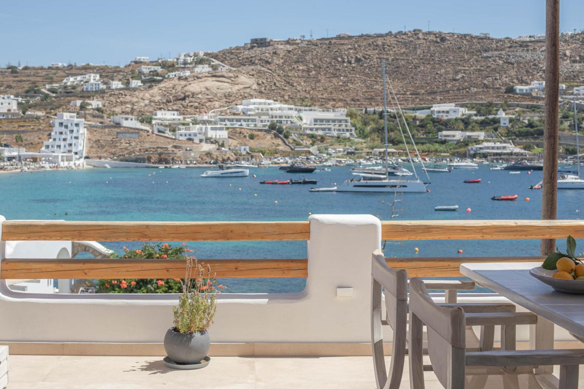 Pursue Your Day Dreams * Ornos (Mykonos)